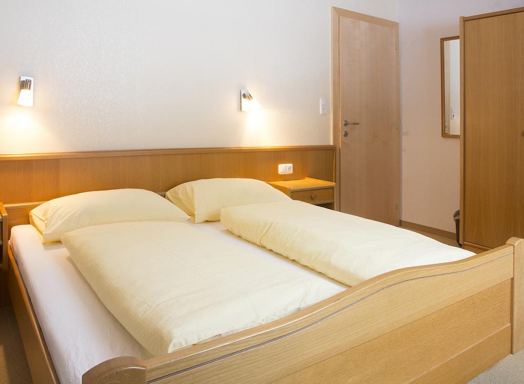 Antares Am See Maurach  Habitación foto